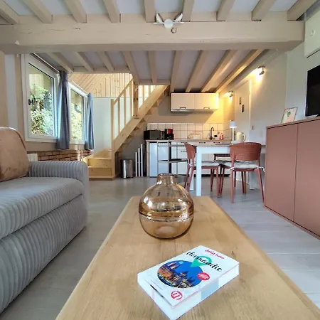 Le Refuge Arbore 펜션